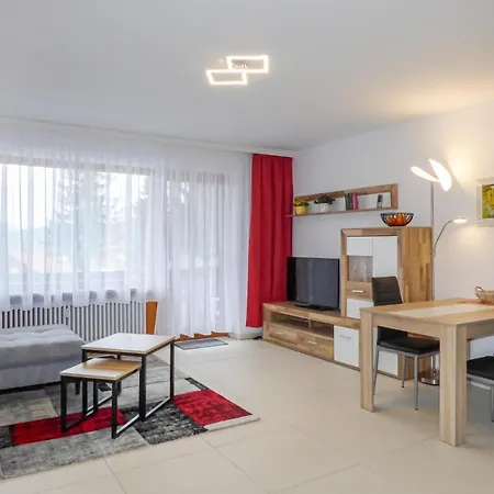 Awesome In With Sauna, Wifi And Outdoor Swimming Pool *