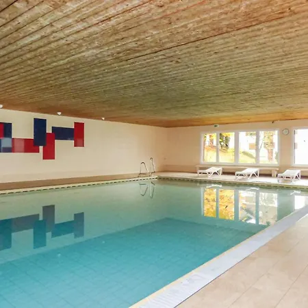 아파트 Awesome In With Sauna, Wifi And Outdoor Swimming Pool 미센 윌햄스